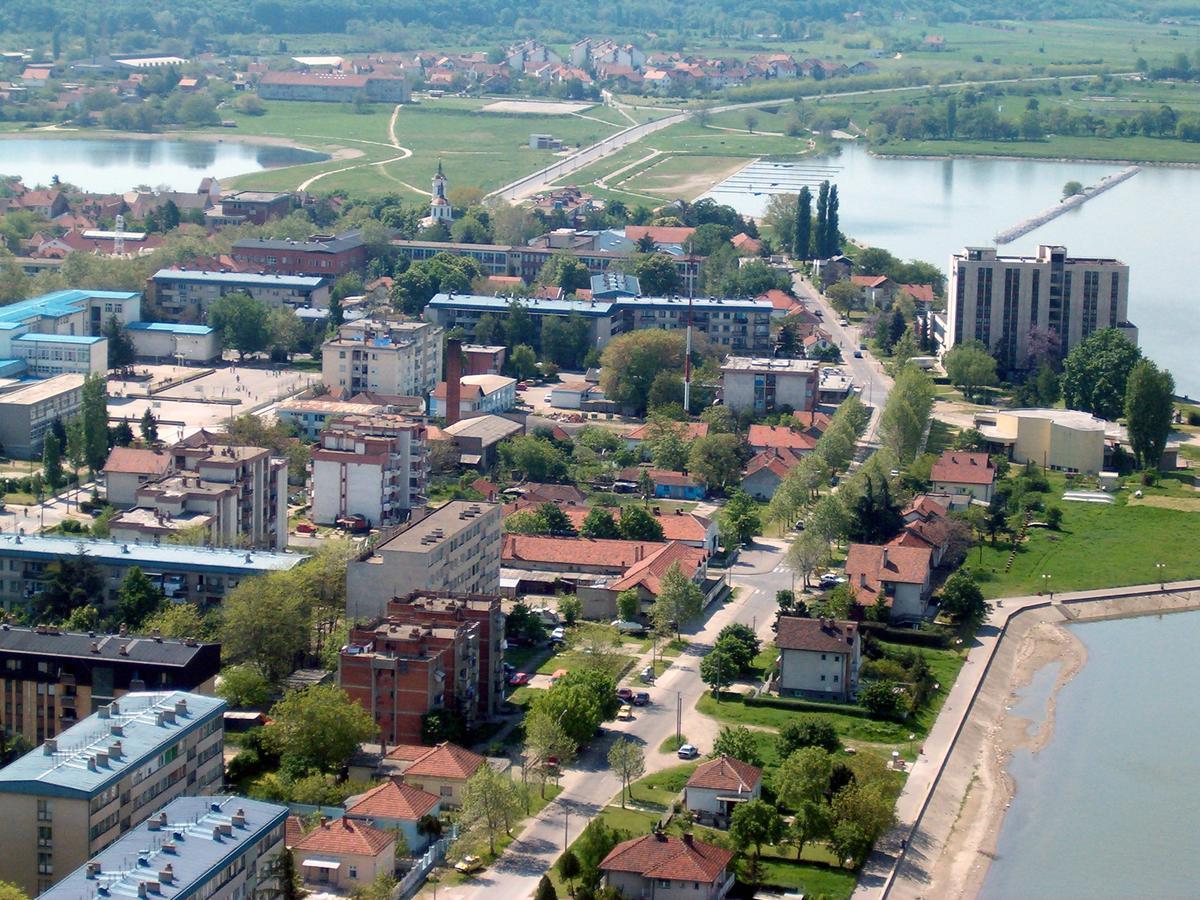 Atrijum Apartments And Rooms Kladovo Dış mekan fotoğraf